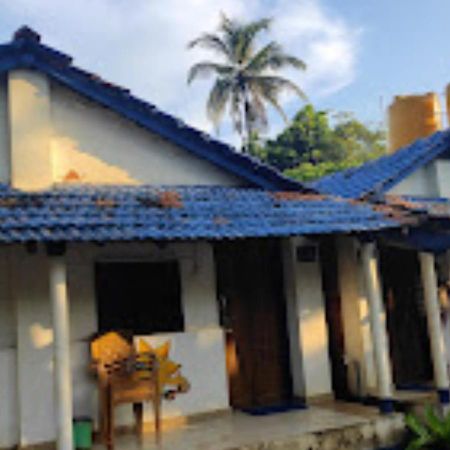 R K Beach Cottage 戈卡尔纳 外观 照片